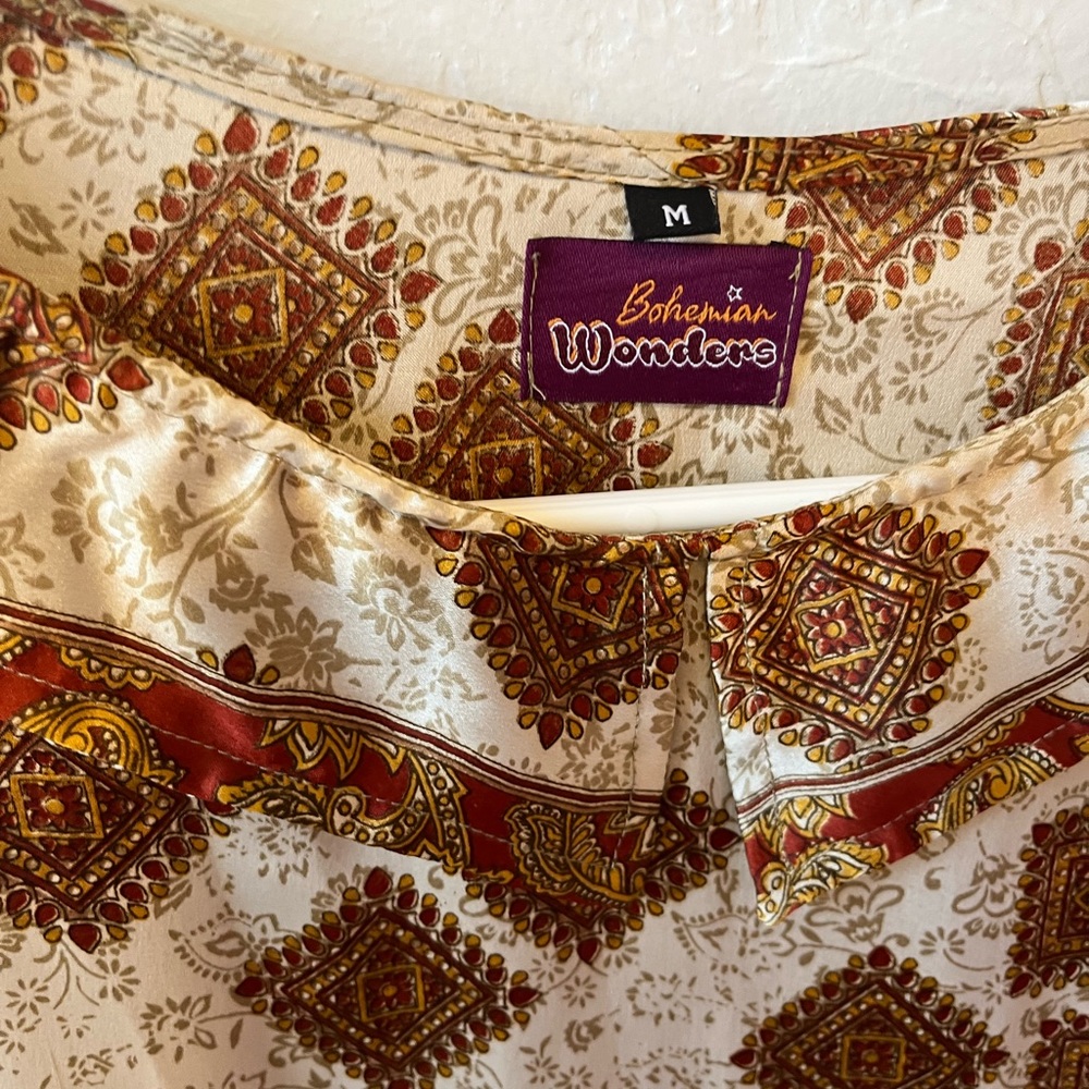 Sari Collared Blouse, Print Pattern, Shiny And El… - image 4